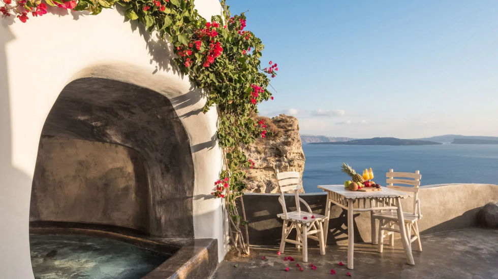 Andronis Boutique Hotel  - Executive Suite with Cave Plunge Pool 