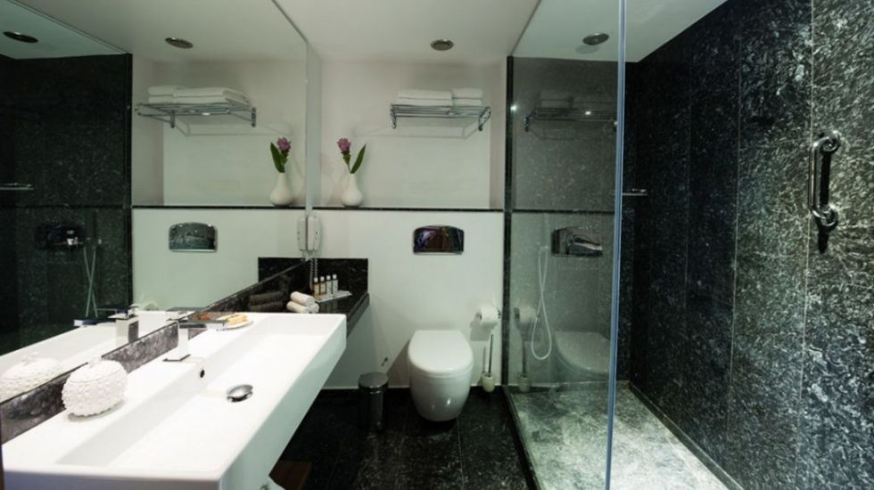 Aquila Atlantis Hotel - Classic Double -Classic Room Bathroom