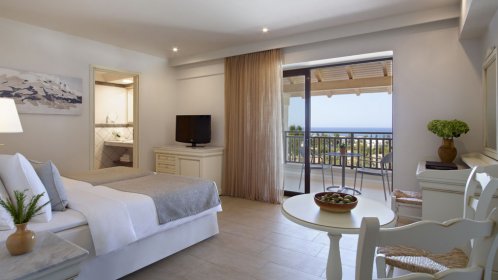  Creta Maris - Sea View Deluxe Room