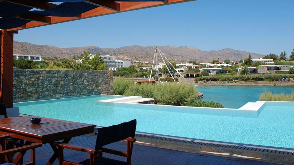 Elounda Bay Palace - Gold Club - Junior bungalow suites front sea view shared pool 