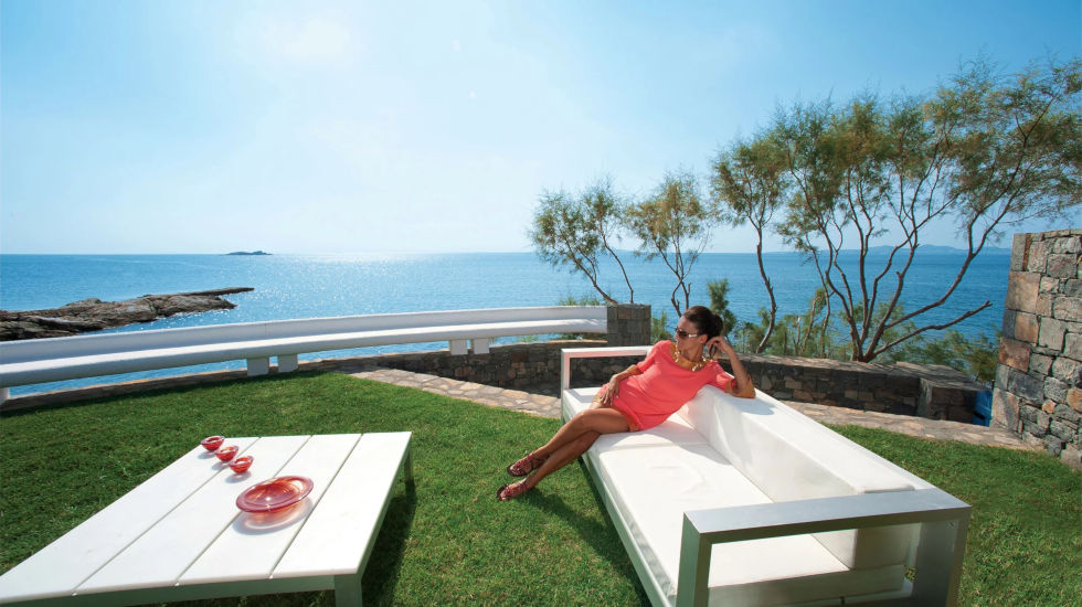 Grand Resort Lagonissi - Junior Waterfront Suite with Private Garden 