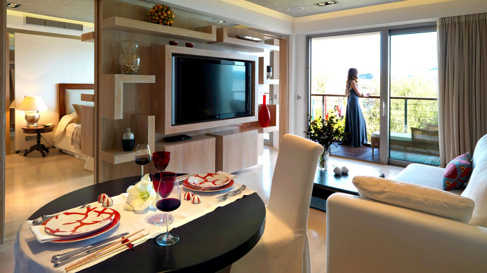 Grand Resort Lagonissi - Penthouse Grand Suite