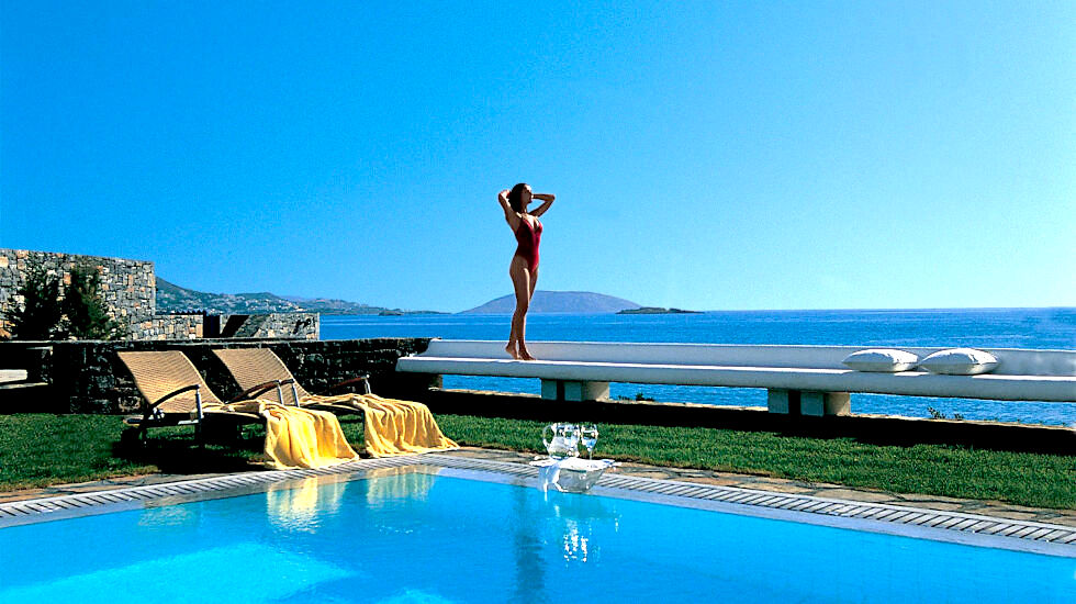 Grand Resort Lagonisi - Beachfront luxury living