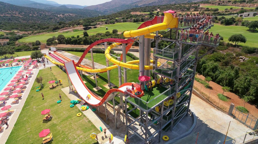 Village Heights Resort - Activities Local - Aqua Water Park Giant slides 
